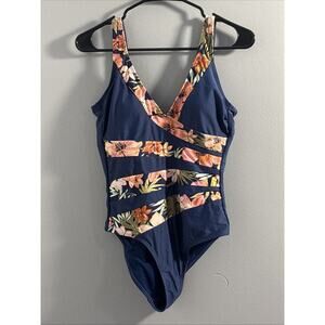 Heat One Piece Swimsuit Size Small